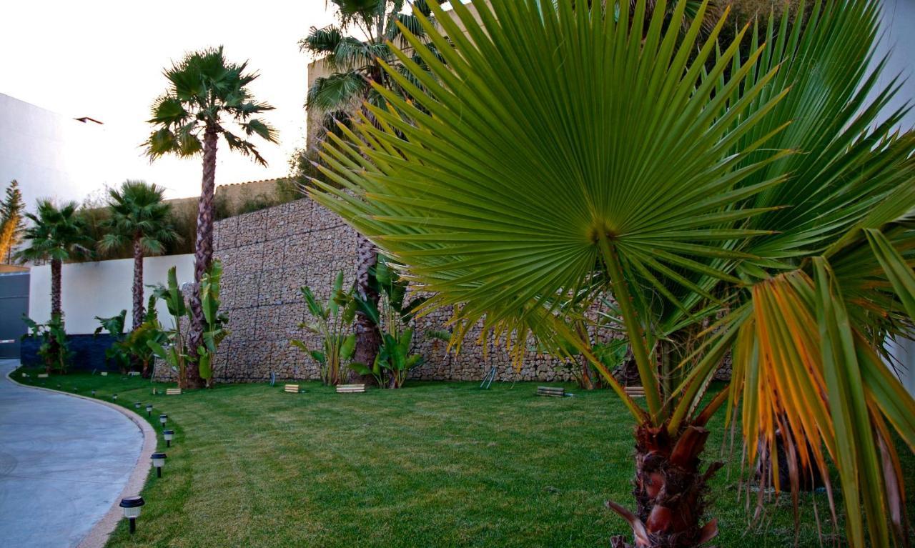 Motel Flamingo Perafita エクステリア 写真