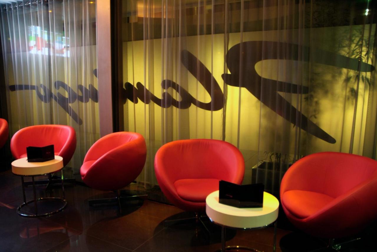 Motel Flamingo Perafita エクステリア 写真