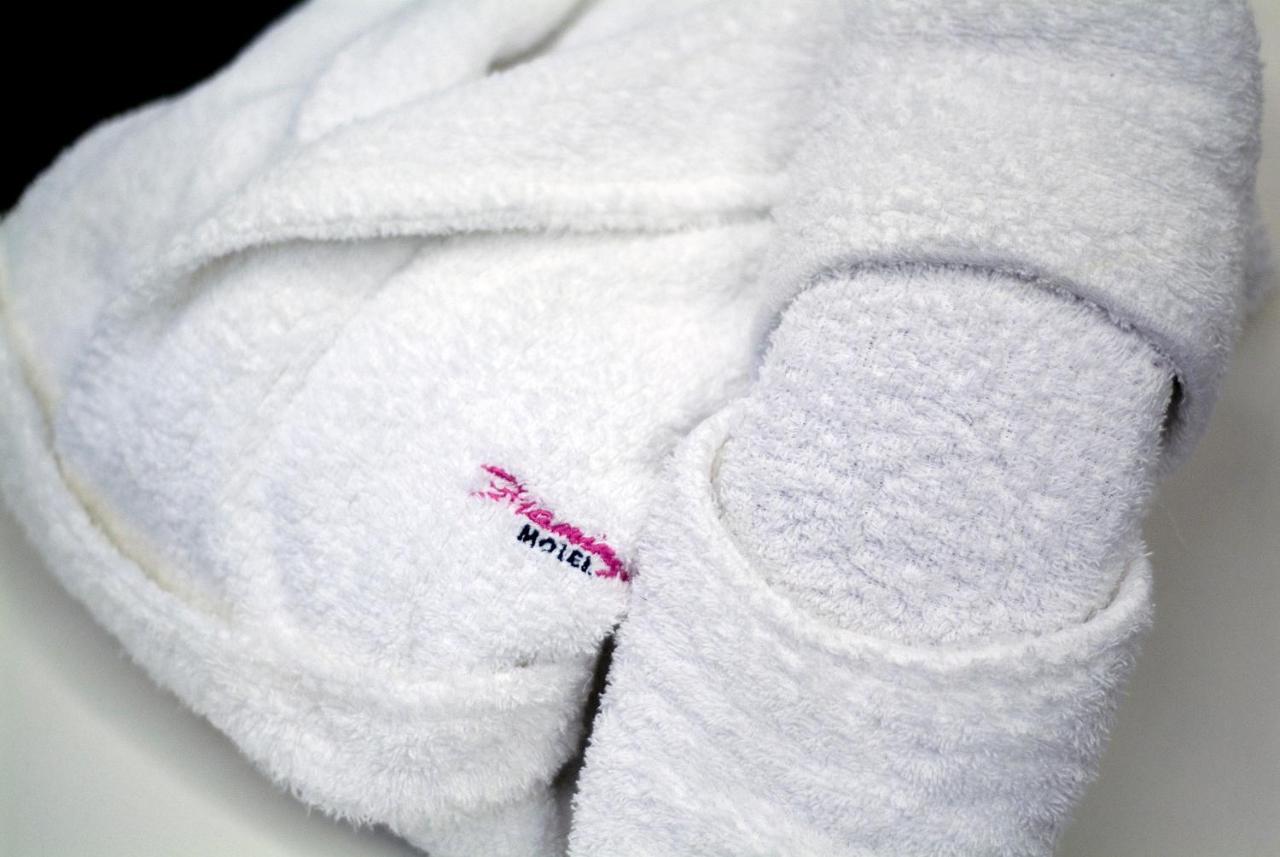 Motel Flamingo Perafita エクステリア 写真